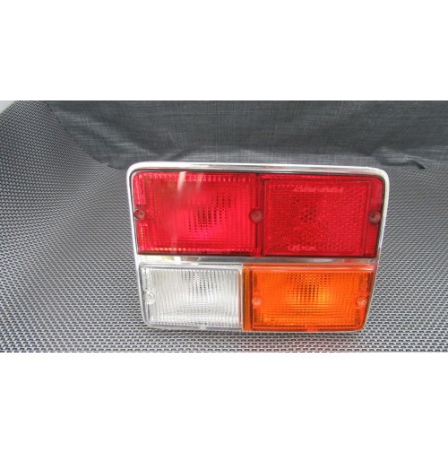 44.154.150 D FANALE POSTERIORE DESTRO PER FIAT 132 DAL 72 AL 81 P 8827
