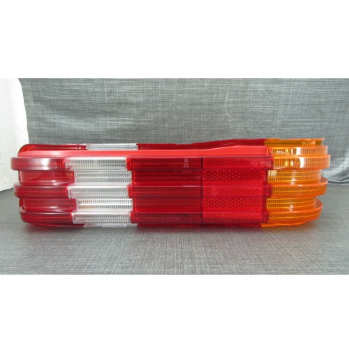44607536 FANALE POSTERIORE DX MERCEDES W 123 RIGHT HAND TAIL LAMP SCHLUSSLEUCHTE