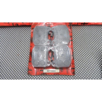 60719983 KIT 5 PZ SERIE PASTIGLIE FRENI ANTERIORI PER ALFA ROMEO 75 - RZ -SZ ...-0
