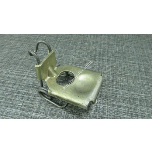 7700632846 GANCIO COFANO PER RENAULT R18