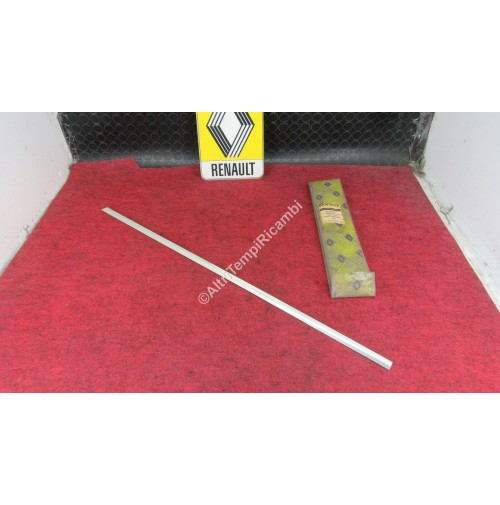 7700699293 FREGIO PARABREZZA PER RENAULT R9