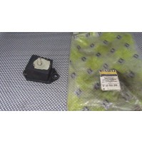 7700763206 SUPPORTO MOTORE ANTERIORE DESTRO PER RNAULT R9 - R11 - R21