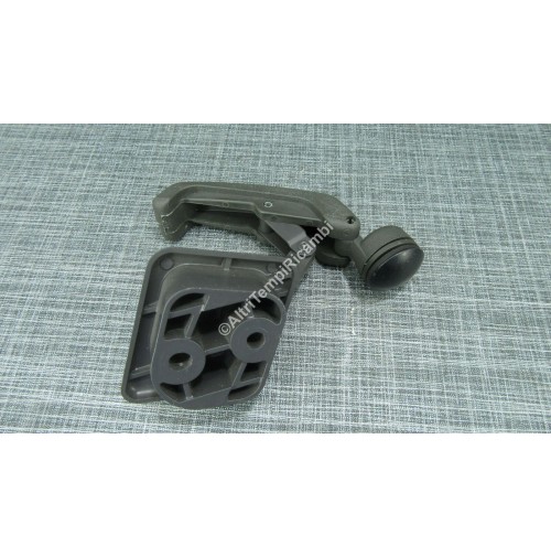 7700789984 MANIGLIA CHIUSURA VETRO POSTERIORE DX PER RENAULT R19