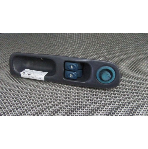 7700832376 PULSANTIERA ALZAVETRI LATO GUIDA PER RENAULT TWINGO