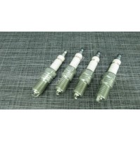 7700852522 KIT 4 CANDELE PER RENAULT - PEUGEOT - VOLVO