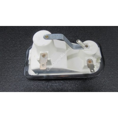 7701349014 BASE PORTALAMPADA FANALINO ANTERIORE DX PER RENAULT R4 - RODEO-1