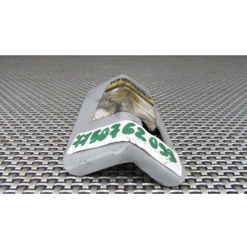 7750762099 PIASTRA FISSAGGIO SPOILER SINISTRO PER RENAULT R 21