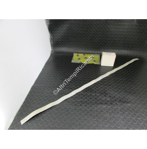BANDA DECORATIVA PORTELLONE PARTE SUPERIORE RENAULT CHEROKEE 8955006814