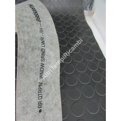 BANDA DECORATIVA VETRO LATERALE POST INFERIORE DX RENAULT CHEROKEE 8955006786-1