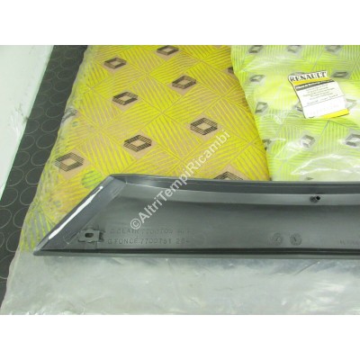 BANDA LATERALE RENAULT R11 7700751284-3