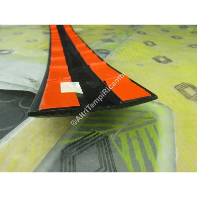 BANDA PORTA POST DX RENAULT JEEP CHEROKEE 8310001225-1