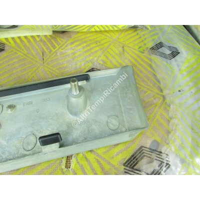 BASE SUPPORTO MODANATURA SX RENAULT R25 7700783169-1
