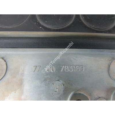 BASE SUPPORTO MODANATURA SX RENAULT R25 7700783169-6
