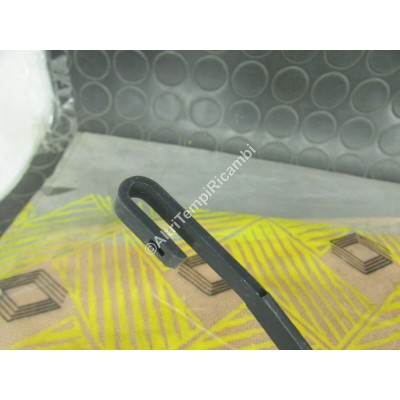 BRACCIO TERGI CRISTALLO RENAULT 7701024486-0