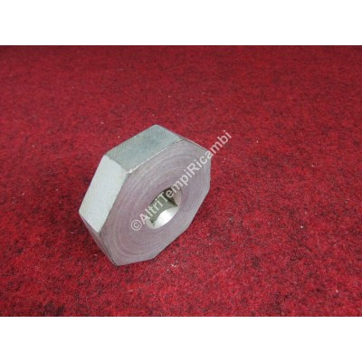 CHIAVE FISSAGGIO GHIERE MOZZI DIAMETRO MM 52 - SP MM 13 - INTERNO MM 13 X 13-1