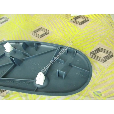 COPERCHIO SX RENAULT KANGOO 7700304710-0