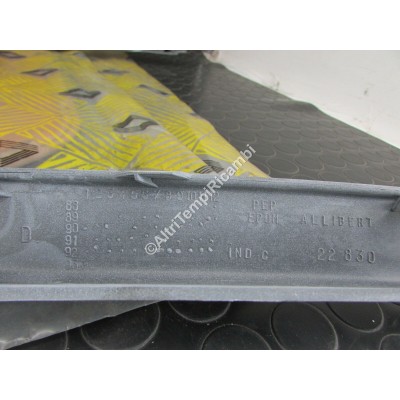 COPPIA MODANATURA SPOILER RENAULT R21 TSE 7701465612-3