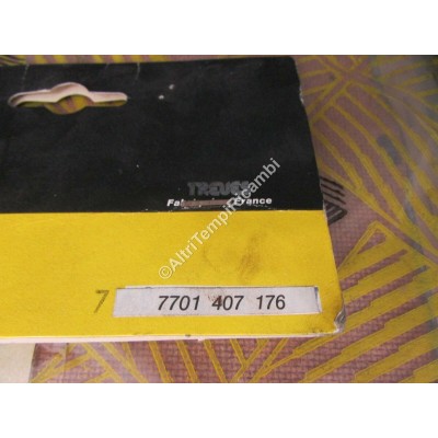 COPPIA RIVESTIMENTO FODERA POGGIA TESTA RENAULT SUPER 5  770140717-3