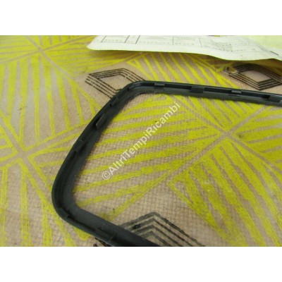 CORNICE SPECCHIETTO RETROVISORE SX RENAULT 7701020882-1