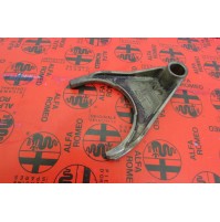 FORCELLA CAMBIO 5^ VELOCITA' FIAT BRAVA - COUPE' - MAREA - PUNTO LANCIA 7780610