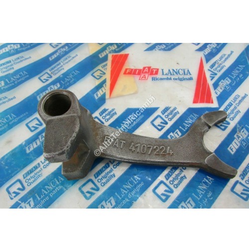 FORCELLA RETROMARCIA (CAMBIO 4 MARCE) FIAT 124 SPORT - COUPE' - SPIDER 4107224