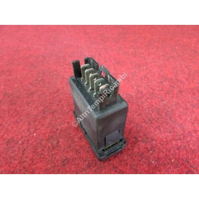 INTERRUTTORE ALZACRISTALLI RENAULT-2