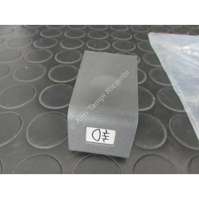INTERRUTTORE PULSANTE COMANDO RETRONEBBIA RENAULT SUPER 5 7700760538-5