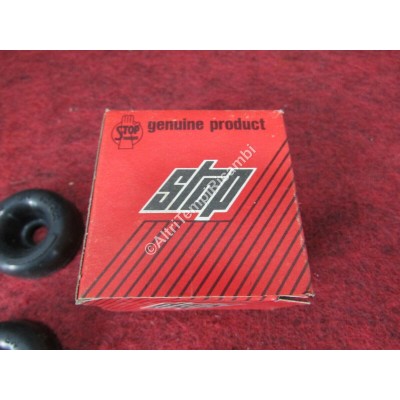 KIT GUARNIZIONI CILINDRETTO RUOTE POSTERIORI RENAULT R4 ESTATE - BOX - R5-1