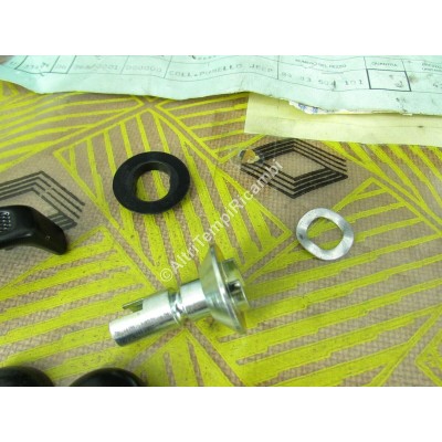 KIT MANIGLIETTA VETRO DEFLETTORE SX RENAULT CHEROKEE 8983504101-2