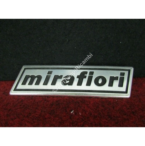 LOGO STEMMA EMBLEMA FREGIO MIRAFIORI FIAT 131