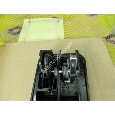 MANIGLIA INTERNA RENAULT 7700705106-2