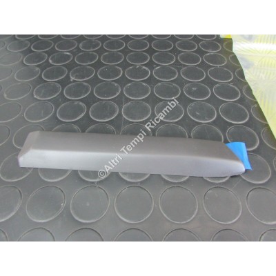 MODANATURA PROFILO PARAFANGO ANT SX RENAULT 7704000924-3
