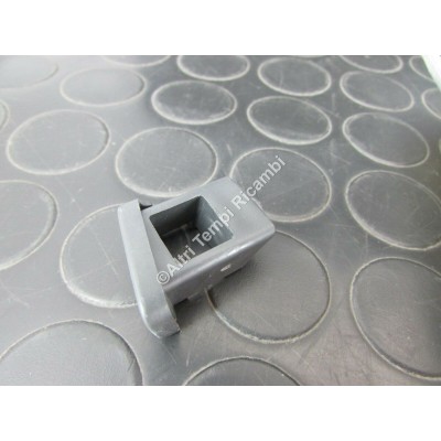 MOLLETTA FERMO CAPPUCCIO COPERCHIO RENAULT 7700767897-4
