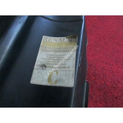 PARAFANGO FIANCATA POSTERIORE SX RENAULT R11-0
