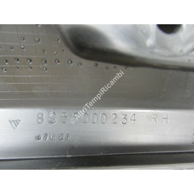 PARAFANGO RENAULT CHEROKEE SPORT 8955000234 FENDER MUDGUARD SCHUTZBLECH KOTFLÌGE-3