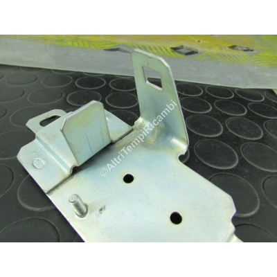 PIASTRA RENAULT R5 7700544754-3