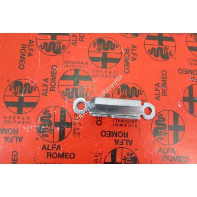 PIASTRA SUPPORTO ASTINA SOLLEVAMENTO COFANO ALFA ROMEO 75 ('88 - '92) 60522490-2