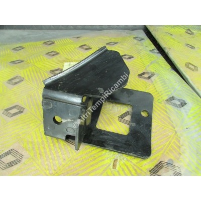 PIASTRA SUPPORTO RENAULT 7700506797-3