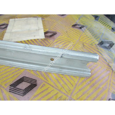 PIASTRA SUPPORTO RENAULT 7700637735-1