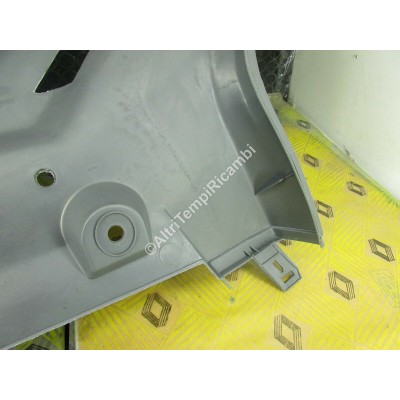 PLASTICA RIVESTIMENTO INTERNO DX RENAULT R19 7700781693-1