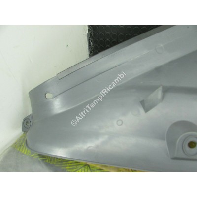 PLASTICA RIVESTIMENTO INTERNO DX RENAULT R19 7700781693-0