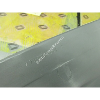 PLASTICA RIVESTIMENTO INTERNO SX RENAULT R19 7700781692-0
