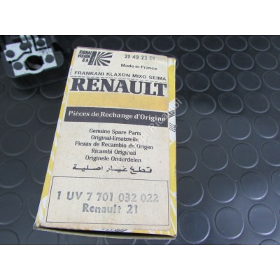 PORTA LAMPADA FANALE RENAULT R21 7701032022-5