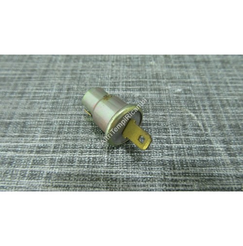 PORTA LAMPADA PER RENAULT R4 - R5 - R6 - R8 - R10 - R12 - R15 - R17 E ALTRE