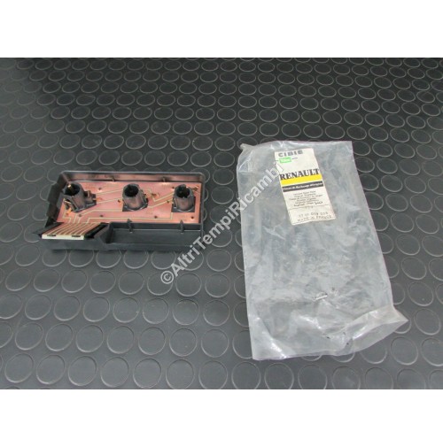 PORTALAMPADA POSTERIORE SX RENAULT 11 7701029055