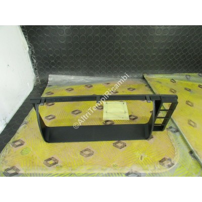 PROFILO CORNICE RENAULT 7700647027-1