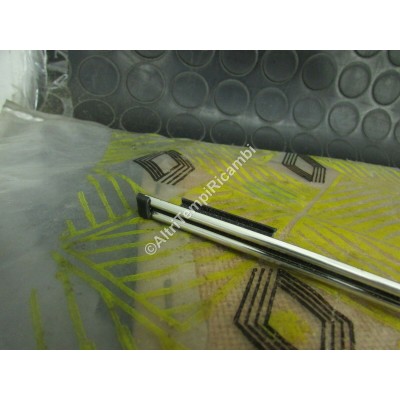 PROFILO FREGIO RENAULT R21 7700772182-4