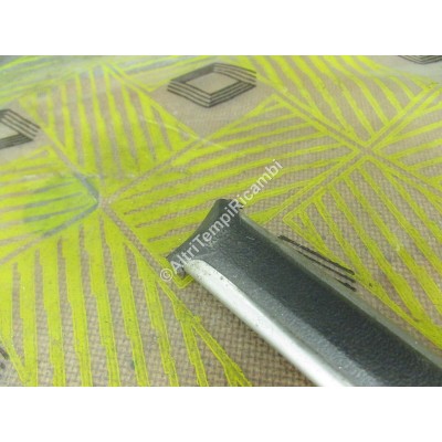 PROFILO MODANATURA PORTA RENAULT R30 7700611232-4
