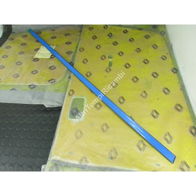 PROFILO MODANATURA RENAULT 7700675955-2