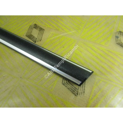 PROFILO MODANATURA RENAULT 7700675955-0